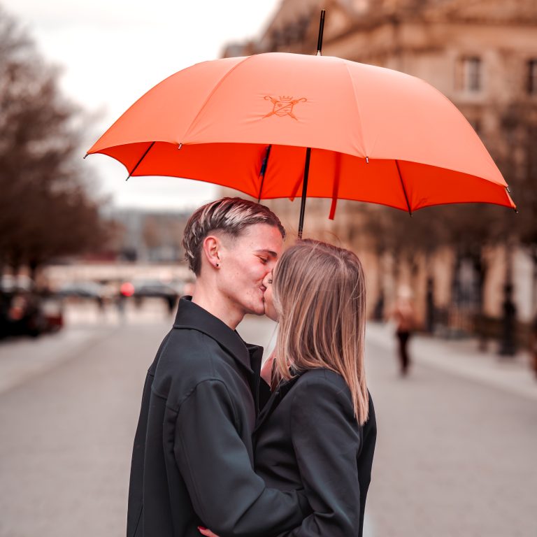 Séance photo portrait d'un couple à Bordeaux pour la saint valentin.